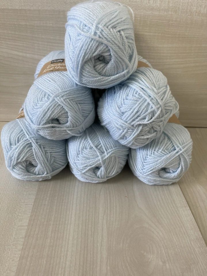 Crafty Things baby blue double knit yarn 6 x 100g 600g wool powder blue colour  - Image 2 of 4
