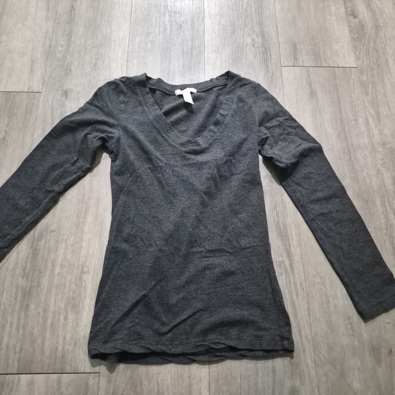 Ambiance Apparel Jersey Cotton V-Neck Long Sleeve Casual Tee Shirt  Size S A004