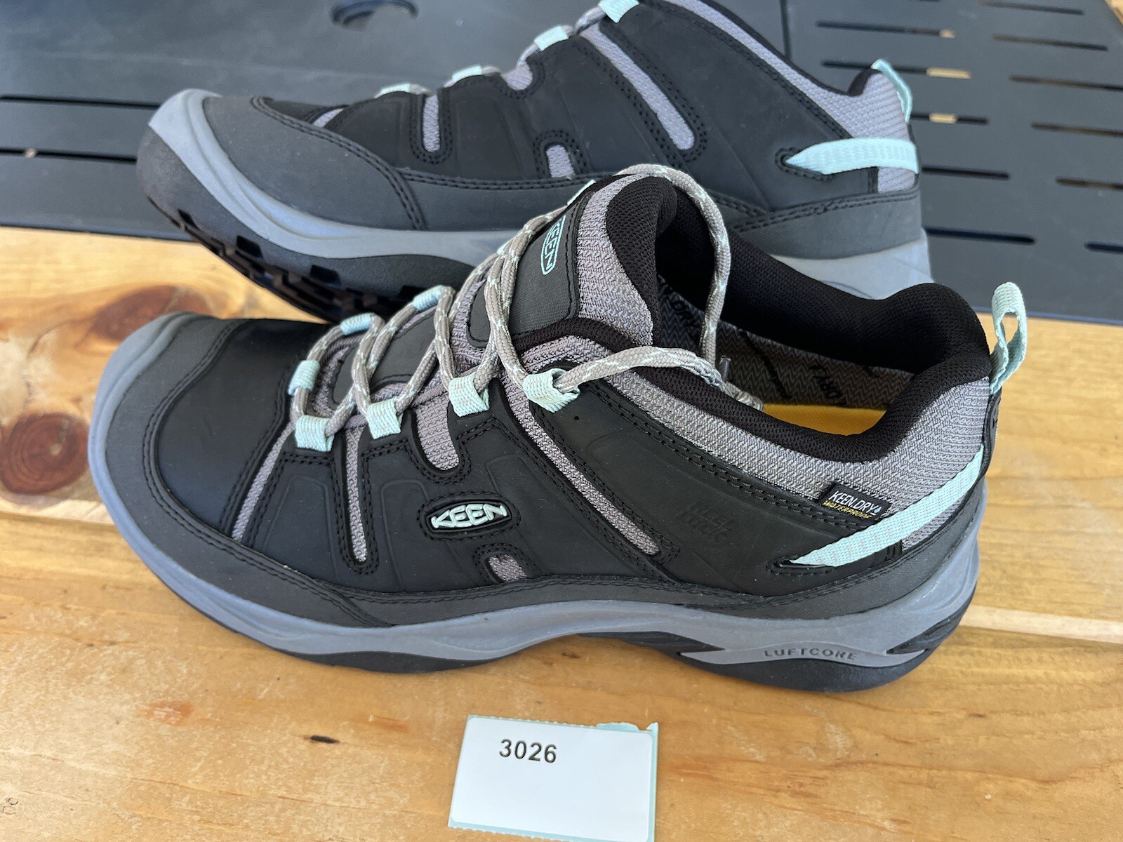 Keen Circadia scarpa da trekking impermeabile da donna taglia 10 1026772