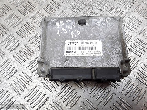 Audi A3 Steuergerät Steuergerät 1900TDI 038906018AK 0281001852 Bj 1999