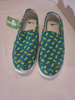 Sanuk Pair O Dice Peace Signs Prints Casual Slip On Shoes