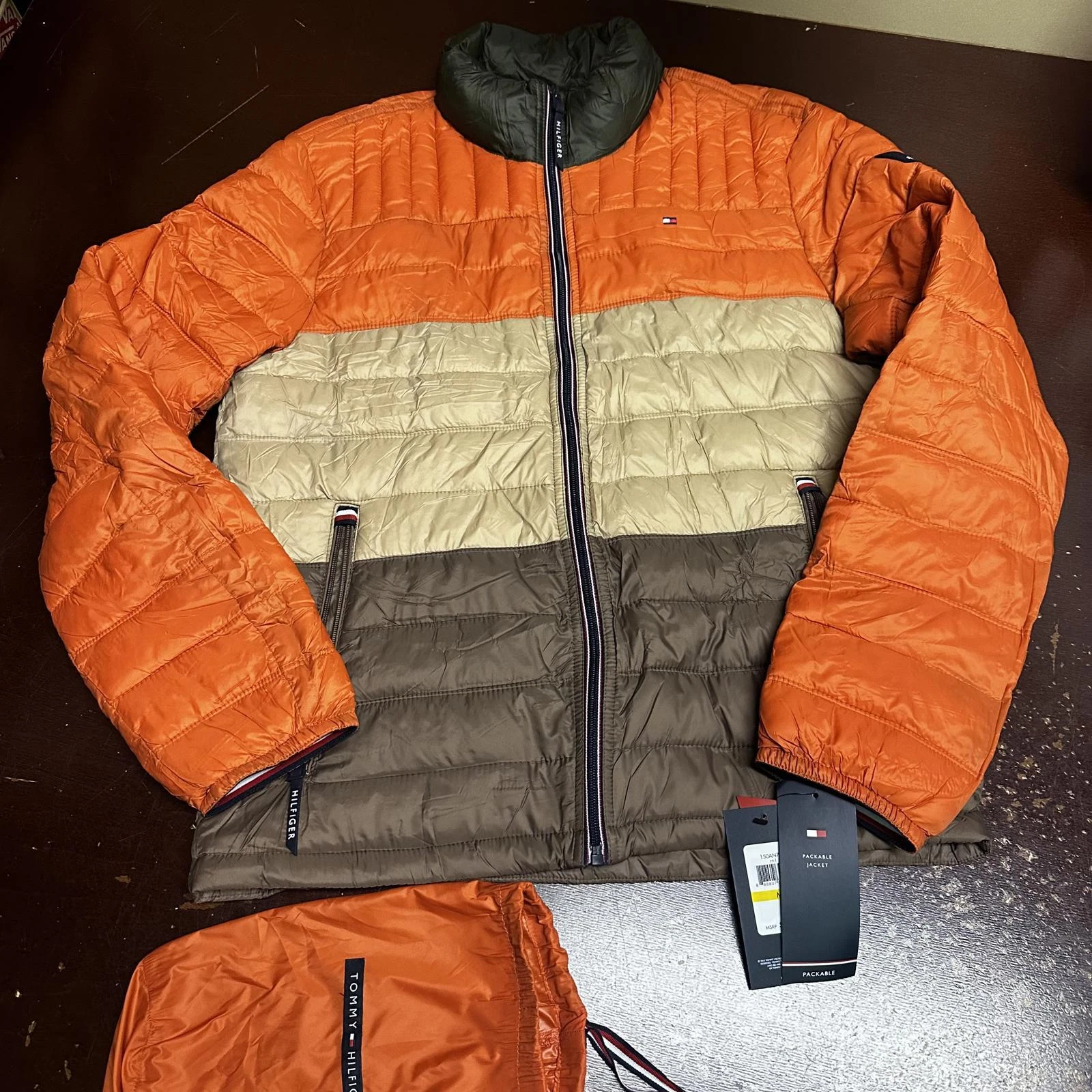 Tommy Hilfiger Men's Puffer Packable Jacket orange brown beige Full Zip Medium