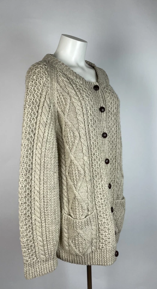 VTG. An Irish Traditional Womens Ivory Fisherman Knit Wool Button Cadigan XL - Image 4 of 4