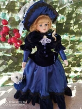 Collectible Doll h48cm Victorian Lady Gift Idea Like New 