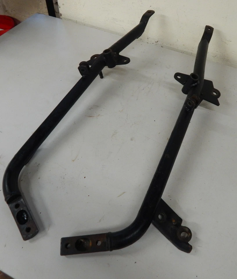 Moto Guzzi V50 1/2/3, rieles de cuadro inferior. V35, V65 o V75 Foto 2 de 4