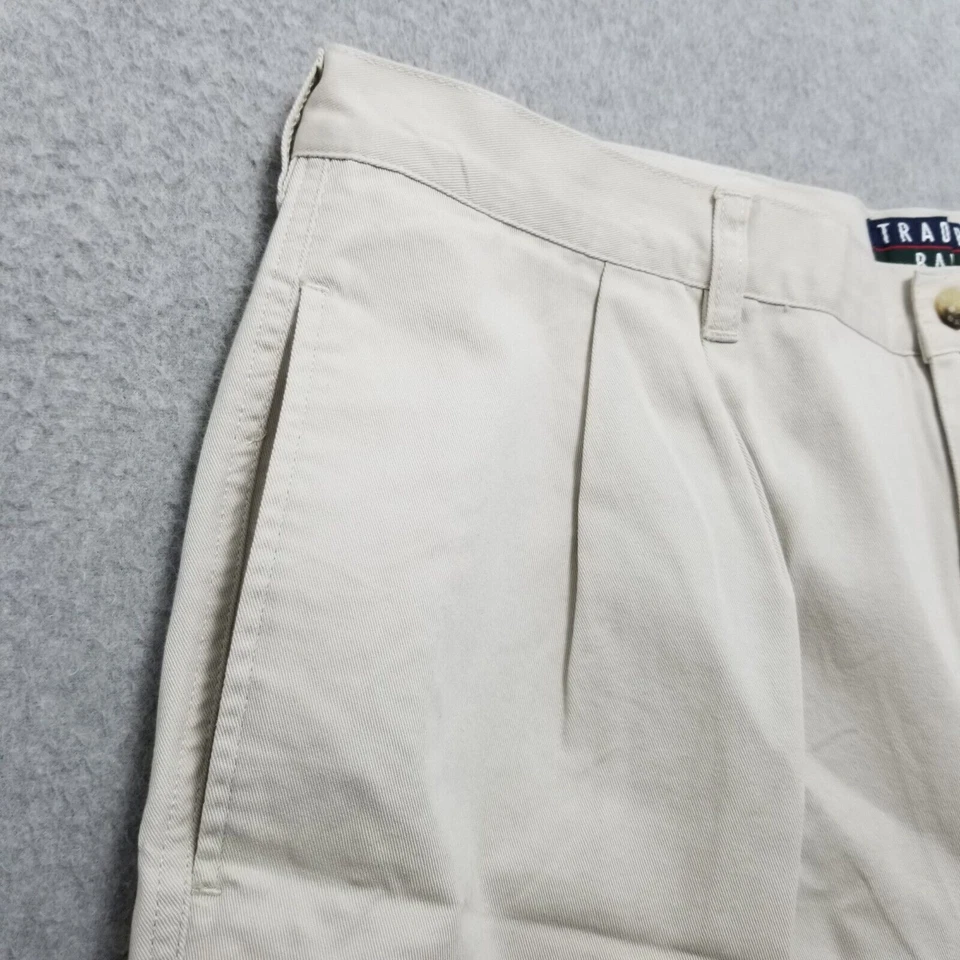 Trader Bay Shorts Mens 38 Off White Chino Casual Pockets Pleated Outdoor - Image 3 of 4
