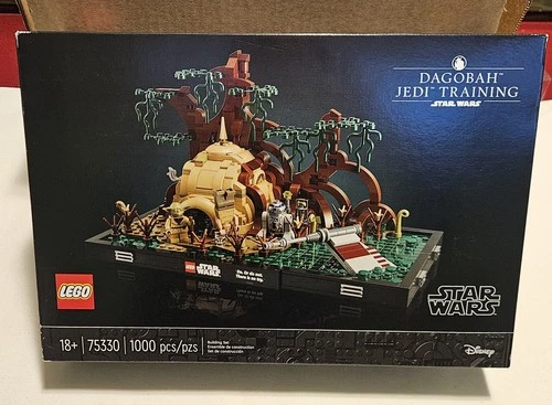 LEGO Star Wars Dagobah Jedi Training Diorama 75330 – New Sealed