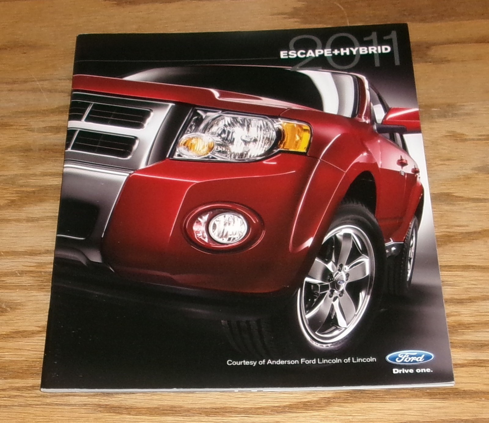 Original 2011 Ford Escape & Hybrid Deluxe Sales Brochure 11 XLS XLT Limited