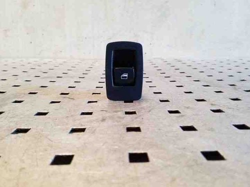 BMW 3 Touring E91 Schalter für Fensterheber hinten links 15939900 26150607