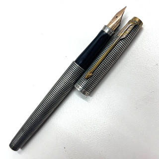 Pluma Estilográfica Parker 75 Cincelada Plata ESTERLINA 14K M Nuevo en Caja