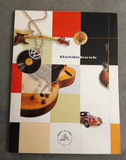 ROCK AND ROLL HALL OF FAME AND MUSEUM - 2000 GUIDEBOOK - COLORFUL 124 PAGES MINT