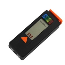 Vielseitiger Taste -Batterie -Tester mit LCD -Pegelanzeige, Kompakt und Tra6952