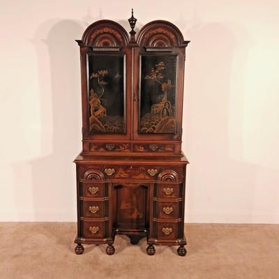 ANTIQUE Colby Furniture Chicago Chinoiserie Goddard Style Bureau w/ Bookcase