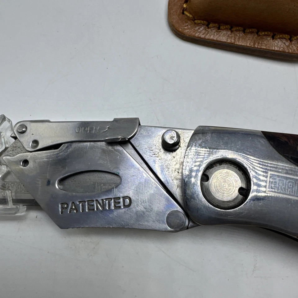 Navaja de afeitar de bolsillo plegable con mango de madera Craftsman + estuche de transporte vintage Foto 3 de 4