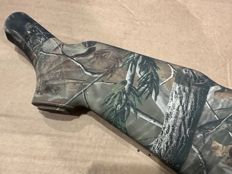 H&R Harrington And Richardson Camo Stock Fits all gauges & Calibers New cond - Image 3 of 4