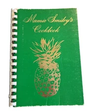 Cookbook Mamie Smiley's Signed Published 1972 Tennessee Recipes Book