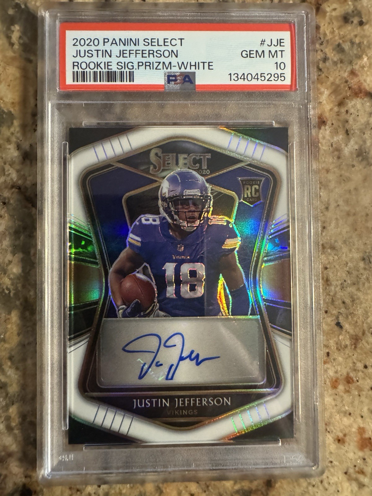 Justin Jefferson Panini Select Jumbo Rookie Signature Swatch Prizm #JJE White