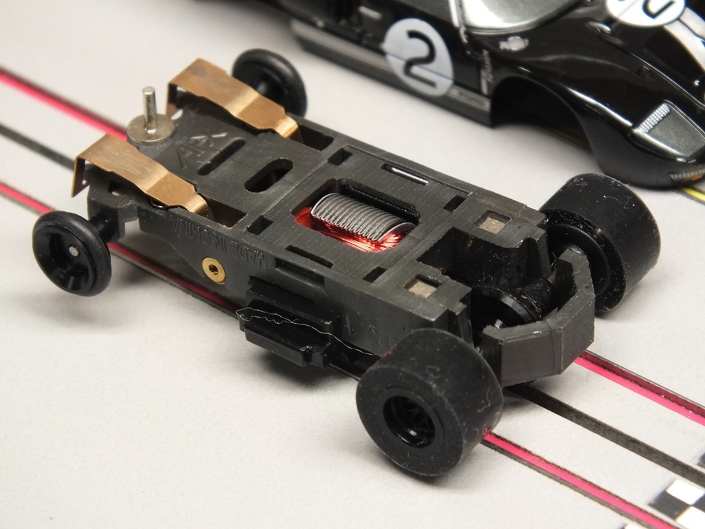 HO Slot Car Parts MEGA-G Hop-Up Kit - O-Ring Axle Set, L52 Mags, Slip-On Tires