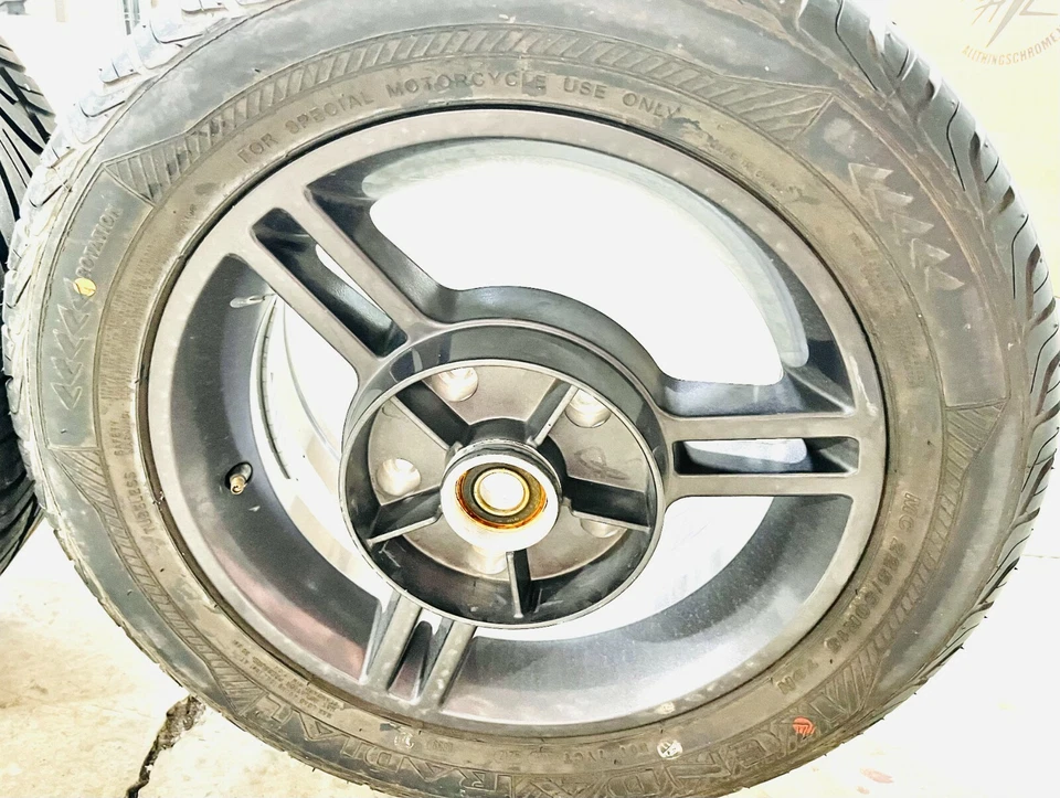 CAN-AM SPYDER RS OEM REAR WHEEL & TIRE 225/50R15 2008-2009 SPYDER  - Image 3 of 4