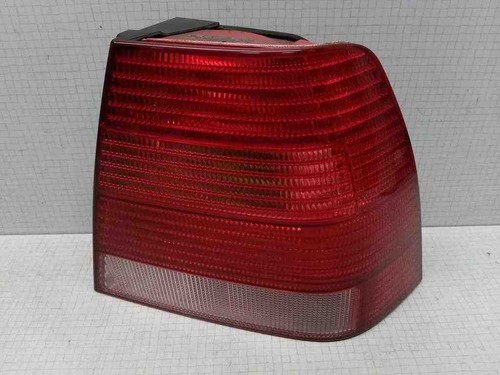 VW BORA Rücklicht hinten rechts 1.59 Petrol 1999 32520691