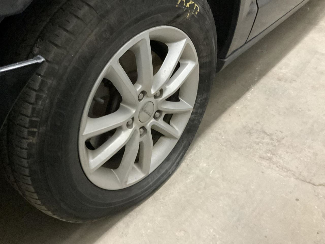 Wheel 17x6-1/2 Aluminum 10 Spoke Individual Spokes Fits 13-20 CARAVAN 4695524