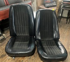C3 Corvette Seats Without Head Rest