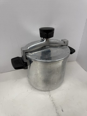 #ad #ad Vintage Wear Ever Chicken Bucket 4 Qt 5.7 L Low Pressure Cooker Fryer 90024 $27.50