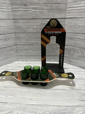 6x Jägermeister geprägte grüne Schnapsgläser 1 x Cold Brew Kaffee Paddle Board