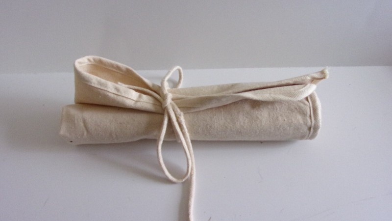 Lillian Vernon ivory cloth paint brush holder