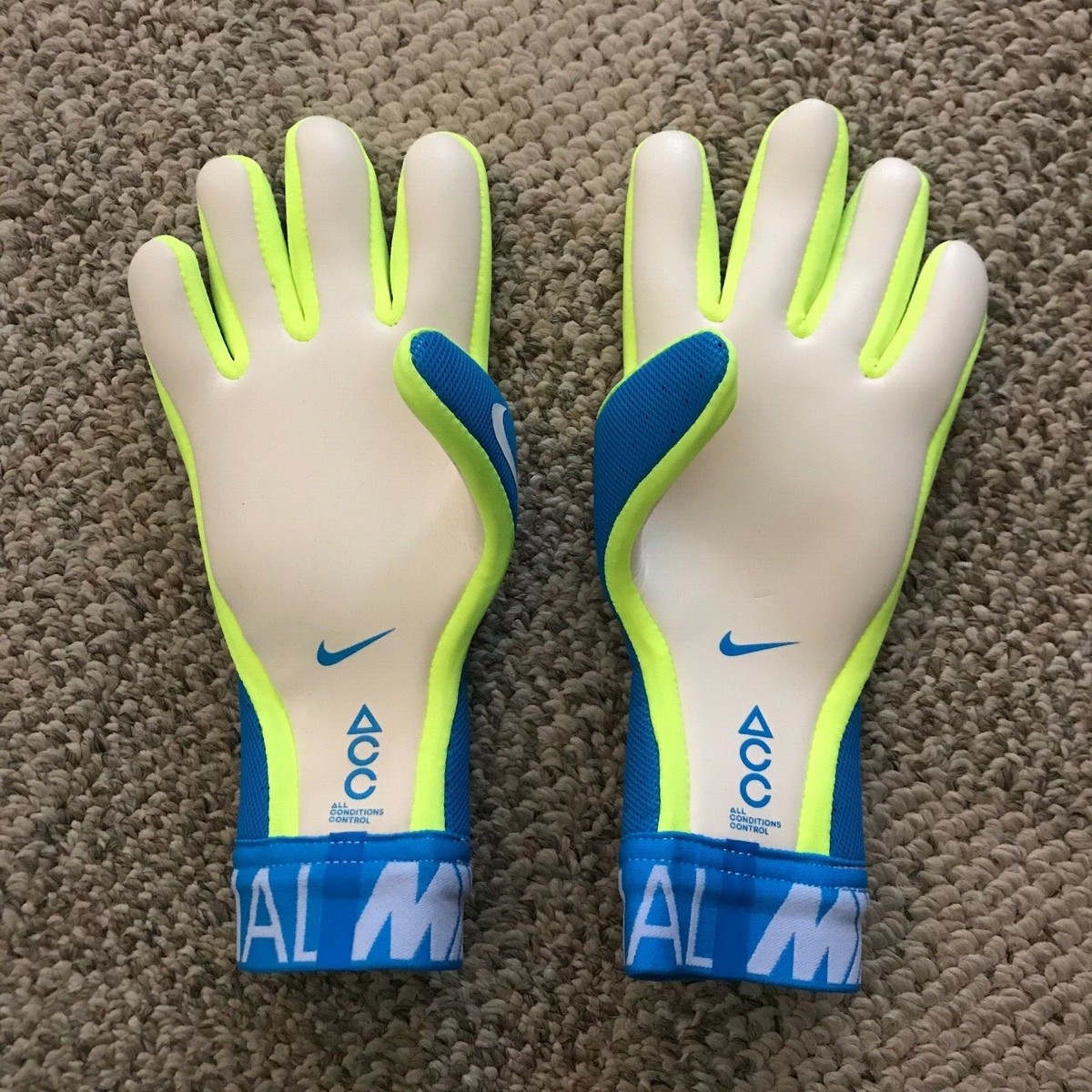 Nike GK Mercurial Touch Elite Goal Keeper Gloves Hero Blue Gs3886