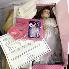 Porcelain Angel Paradise Galleries "Angel Of Faith" Treasury Collection!