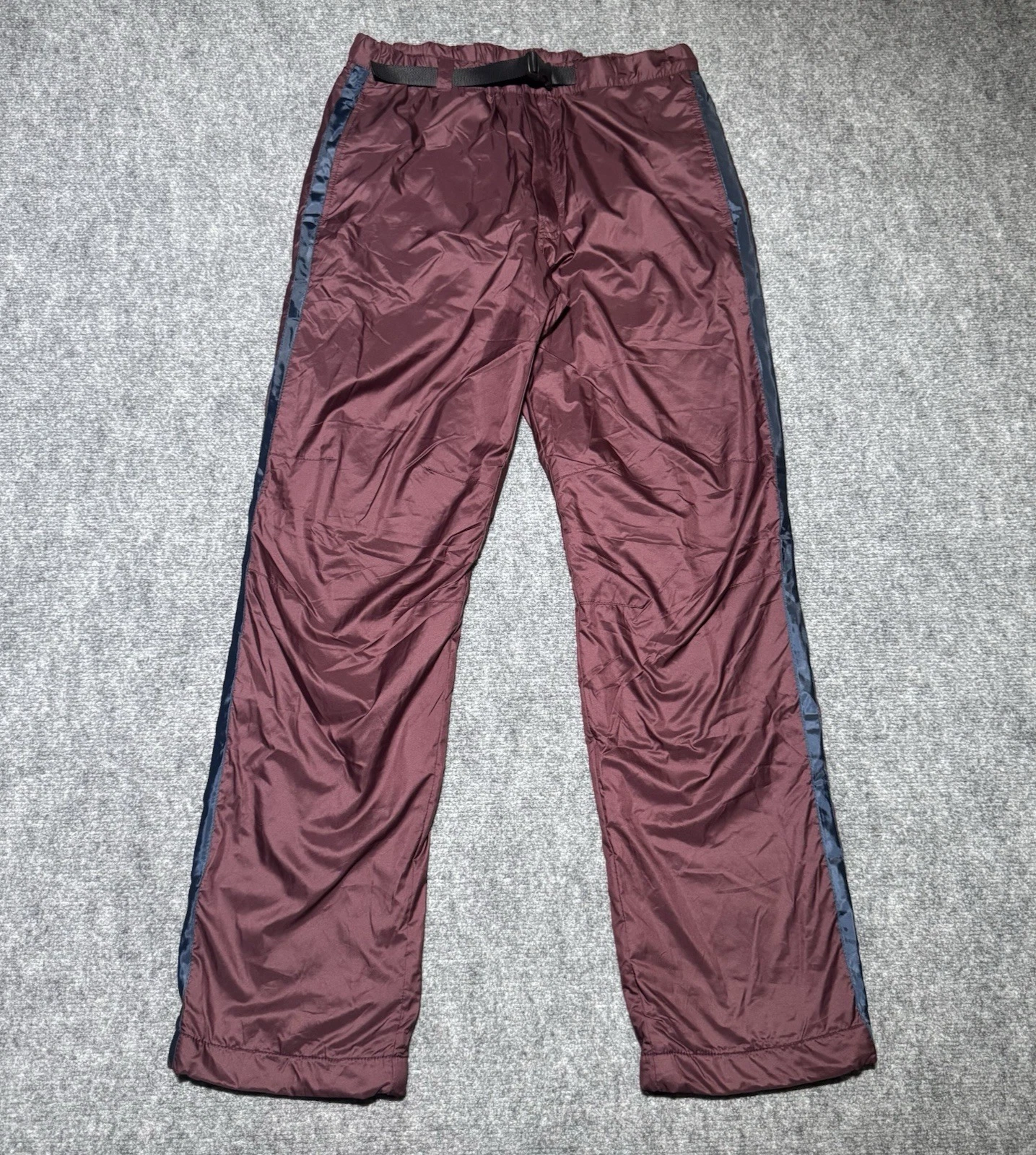 Uniqlo Warm Fleece Lined Pants Belted Elastic Waist Men's Small Burgundy Black