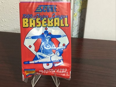 1988 Score MLB , Listing Is For 33 Factory Sealed Wax Packs 17 Cards Per Pack 