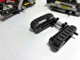 LEGO bulk LOT B07MS8:  Technic Partials helicopter 8412, 8494, see description