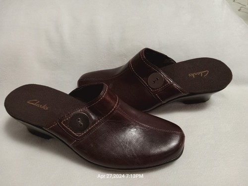 Clarks tacchi scorrevoli donna marrone scuro in pelle decorativi con bottoni laterali taglia: 7M - Foto 6 di 10