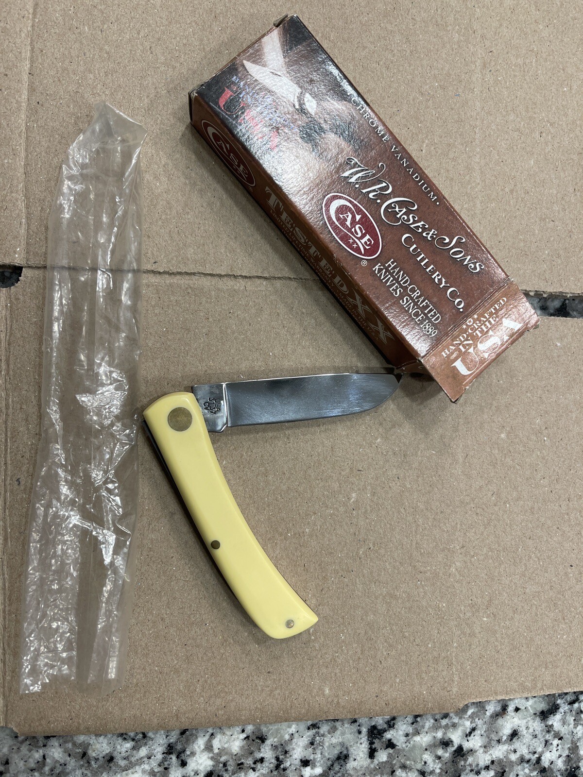 Case XX (3137 CV) Yellow Synthetic Sod Buster Jr Pocket Knife eBay