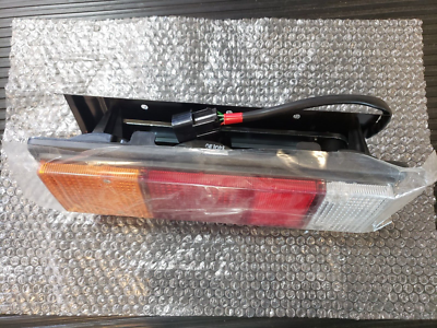 Mitsubishi Fuso 2018 TPG-FBA20 Right Tail Light MK580766 | eBay
