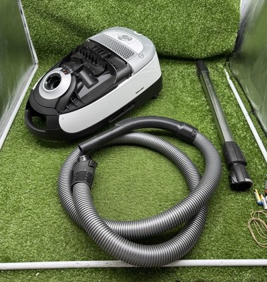 Miele Complete C2 Bagged Vacuum Powerline WHITE SFAEO Tested & Working VGC