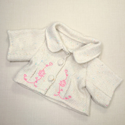 Bear Factory weiße Strickjacke mit rosa Stickerei Blumendetail