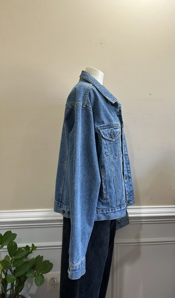 Vintage Gap Denim Jacket Women Size XL - Image 2 of 4