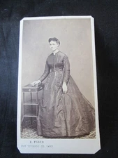 PHOTO CDV woman with long dress photo E FIXON PARIS
