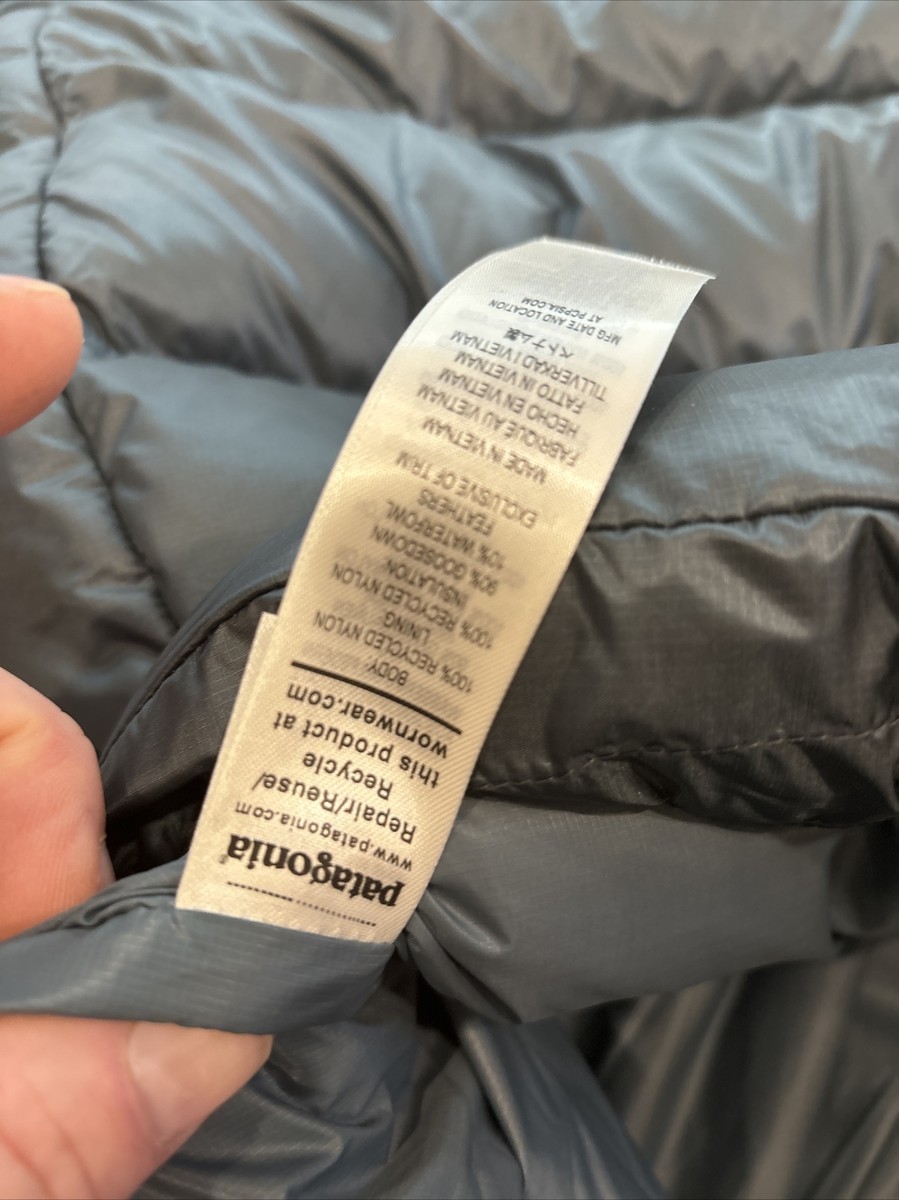 Patagonia Men's - Fitz Roy Down Hoody Jacket - Nouveau Green Patagonia Men's - Fitz Roy Down Hoody Jacket - Nouveau Green