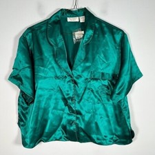 Victorias Secret Women s NWT Size Large Satin Pajama Top Button Front Vintage