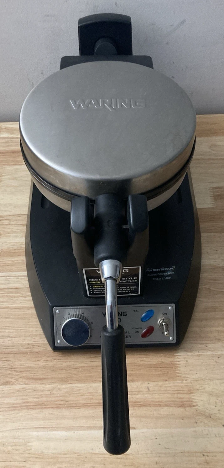 Waring Pro WWM200SA Restaurant Style Professional Belgian Waffle Maker (Tested)
Opens in a new windo