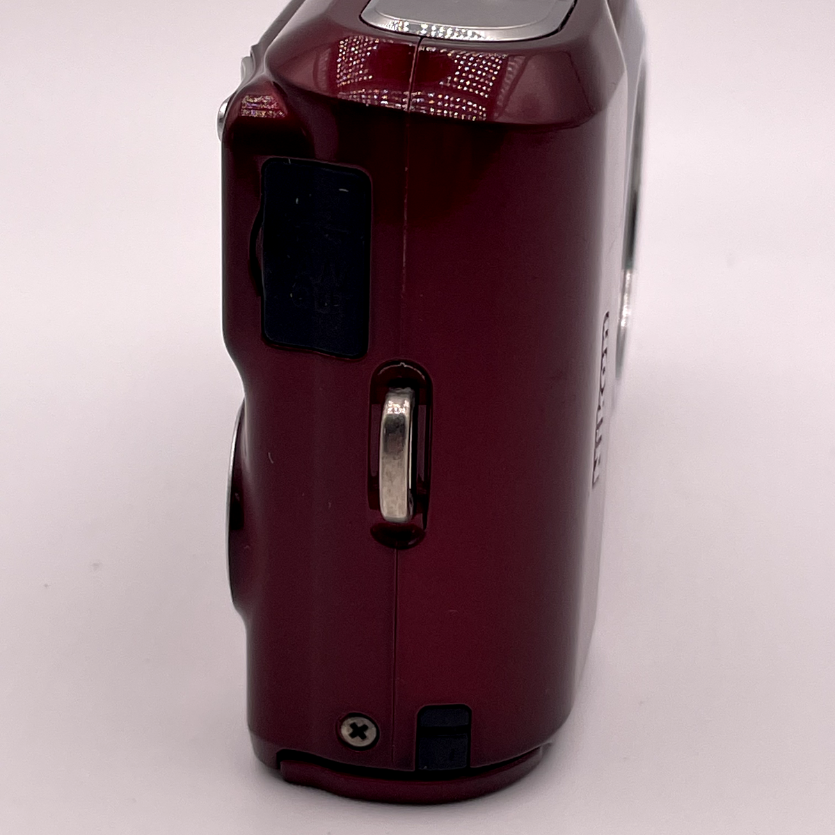 Nikon Coolpix L20 10.1MP Digital Camera – Red – Battery Cover