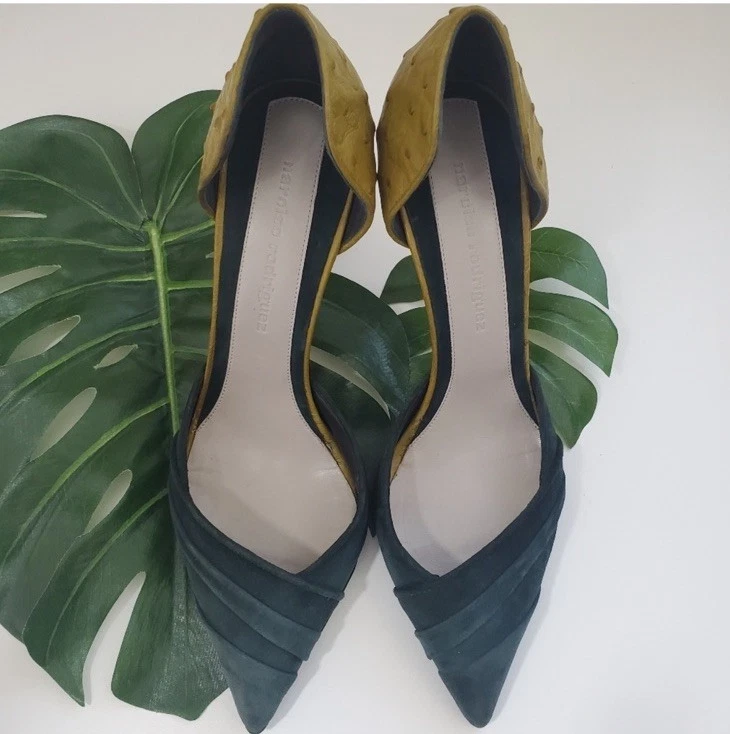 $1000 Narciso Rodriguez Zapatos de salón d'Orsay de gamuza y avestruz Talla 40  Foto 2 de 4