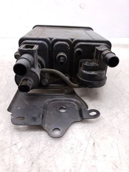 2004 TOYOTA SOLARA 3.3L V6 CONJUNTO DE VASILHA DE VAPOR DE COMBUSTÍVEL - Imagem 3 de 4