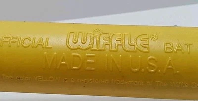 Vintage gelber offizieller Wiffle Schläger hergestellt in den USA 31,5" lang 1980er einige Gebrauchsspuren sehr guter Zustand - Bild 1 von 4