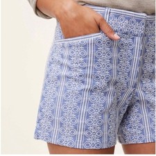 Ann Taylor LOFT Riviera Shorts Blue White Embroidered Eyelet Geometric Size 00
