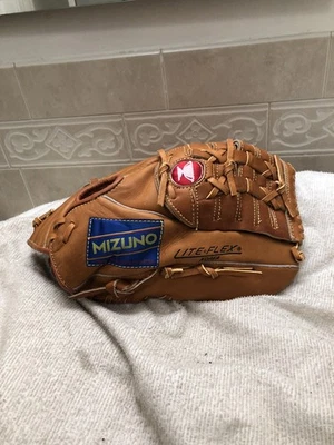 Mizuno No Frills 13” Baseball Softball Glove Right Throw Needs Break In READ